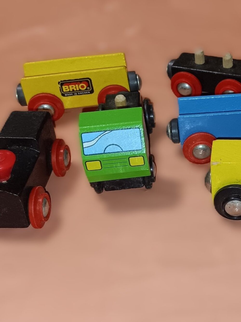 Brio Wooden Railway Train Track Engine Cargo Dumper Set of 10